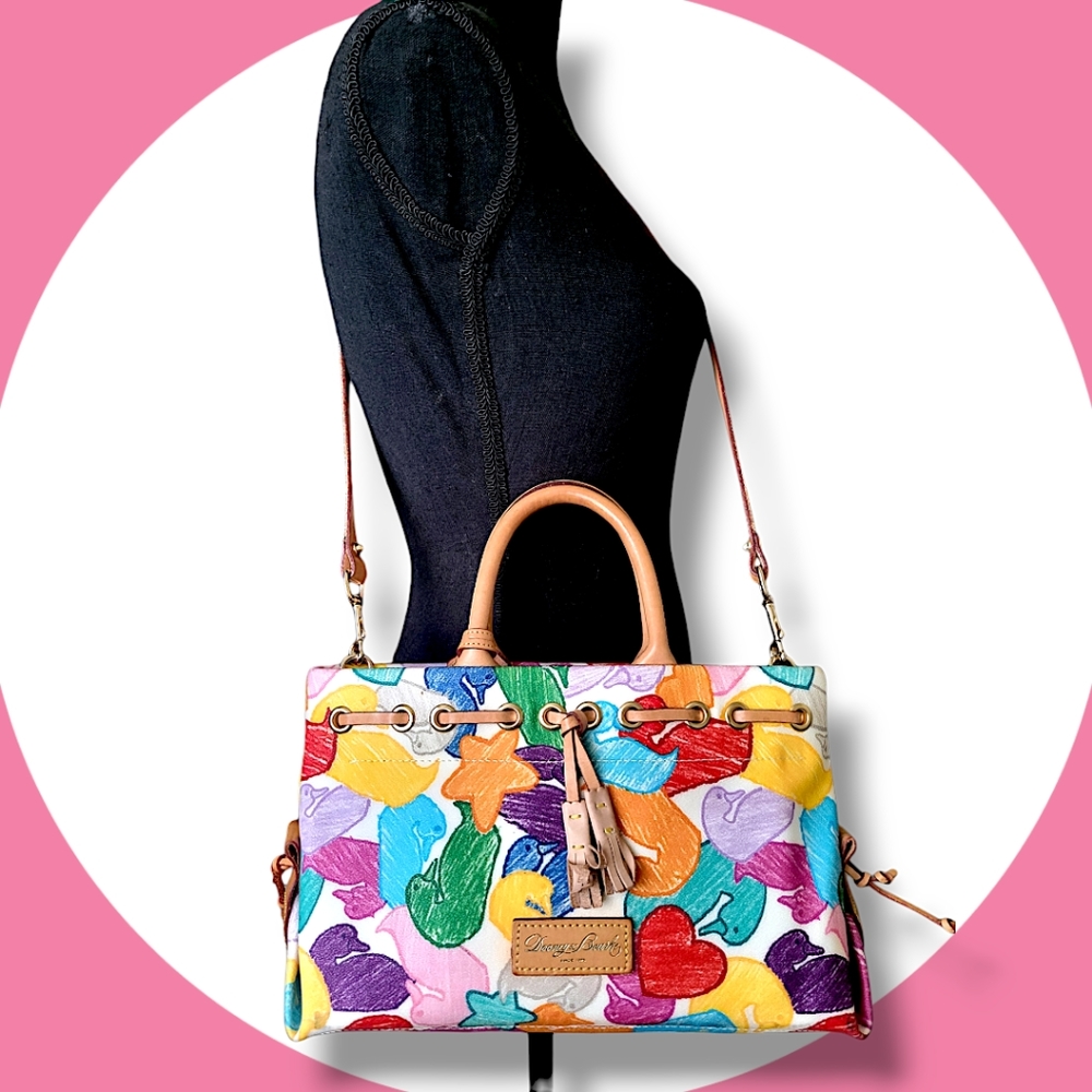 Db wonderduck doodle medium satchel